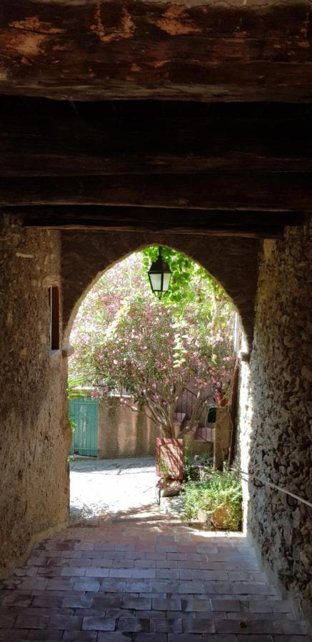L'Odyssee Provencale, Un Duplex De Charme De 2 Chambres Au Pied Du Village Medieval De Bormes-Les-Mimosas, Offrant Des Prestations Haut De Gamme Et Une Superbe Vue Sur Le Massif Des Maures 外观 照片